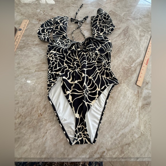 ANTONIO MELANI Black and White Swimsuit - Picture 3 of 9